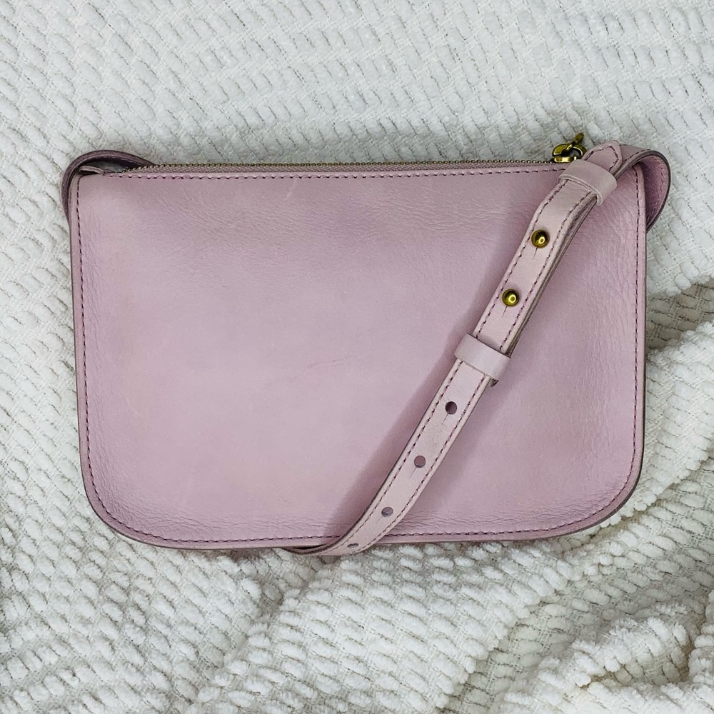 Madewell NWT The Simple Leather Crossbody • Light Pink
